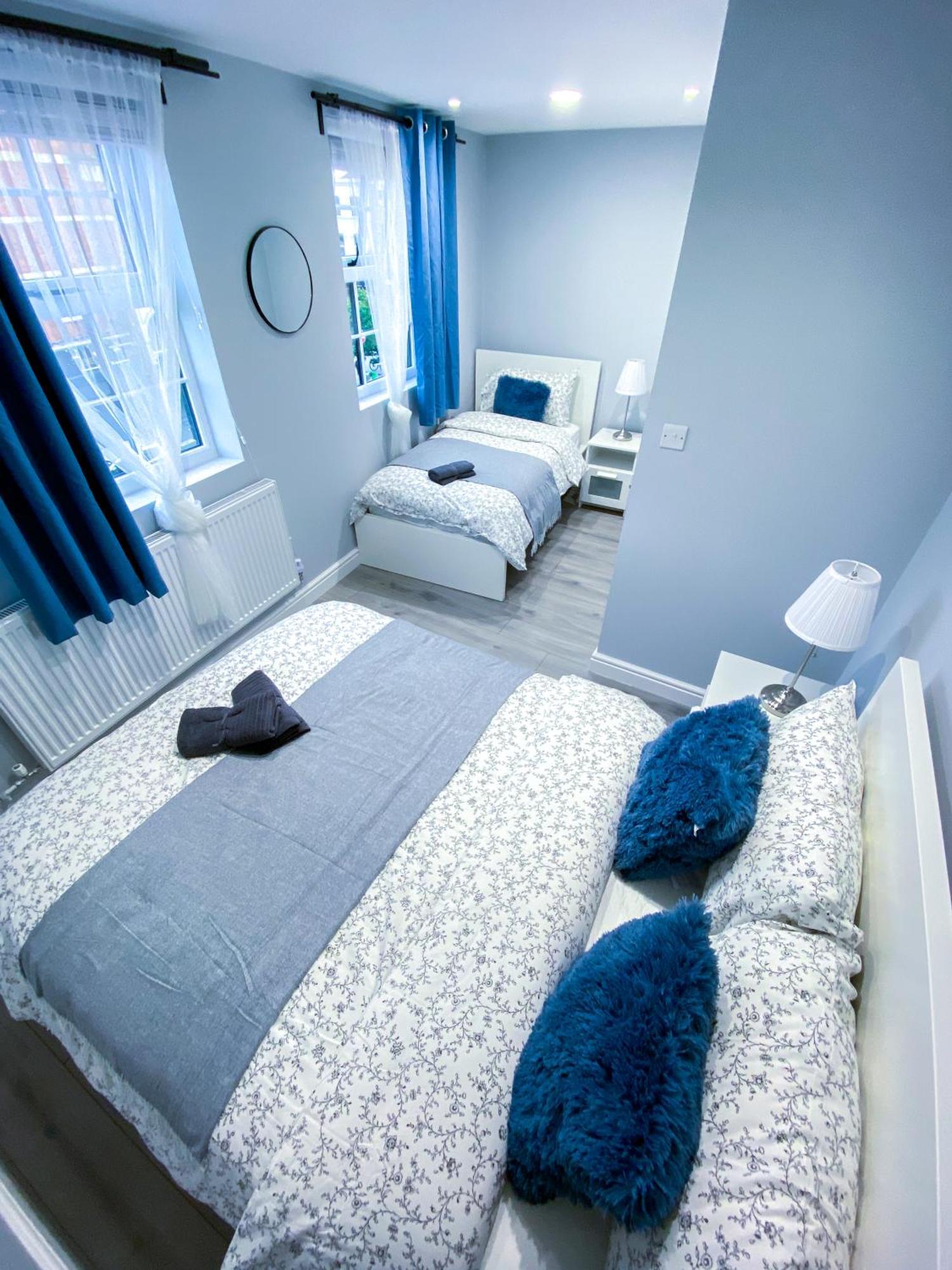 Spacious 2-bedroom Flat In - F3 Londen